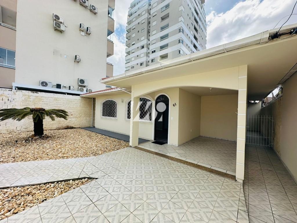 Casa em Centro, Palhoça. 3 quartos, 157m². Imagem 4 de 15